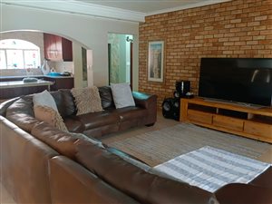 4 Bedroom Property for Sale in Wilkoppies North West